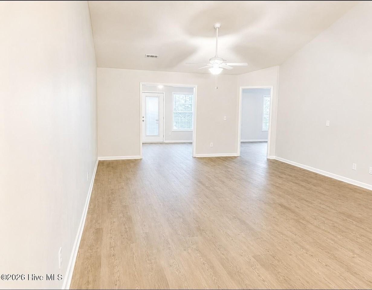 607 Sunset Oaks Ln - Photo 6 of 13