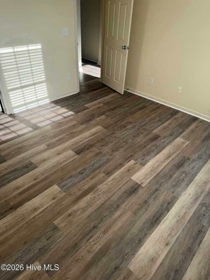 1155 Amber Pines Dr - Photo 5 of 6