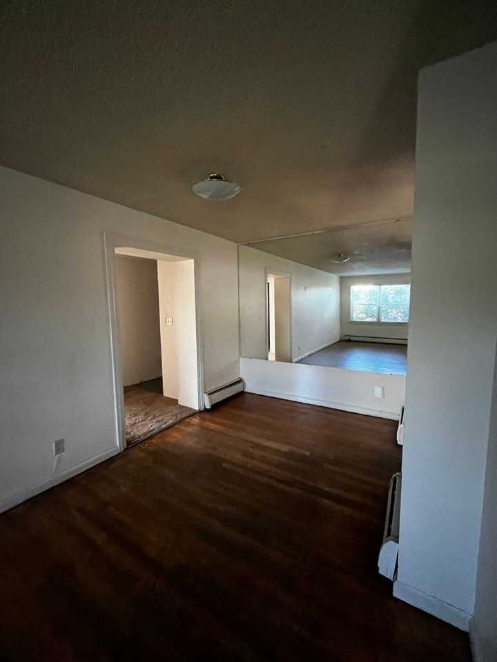 1415 W 4th Ave - Photo 3 of 8