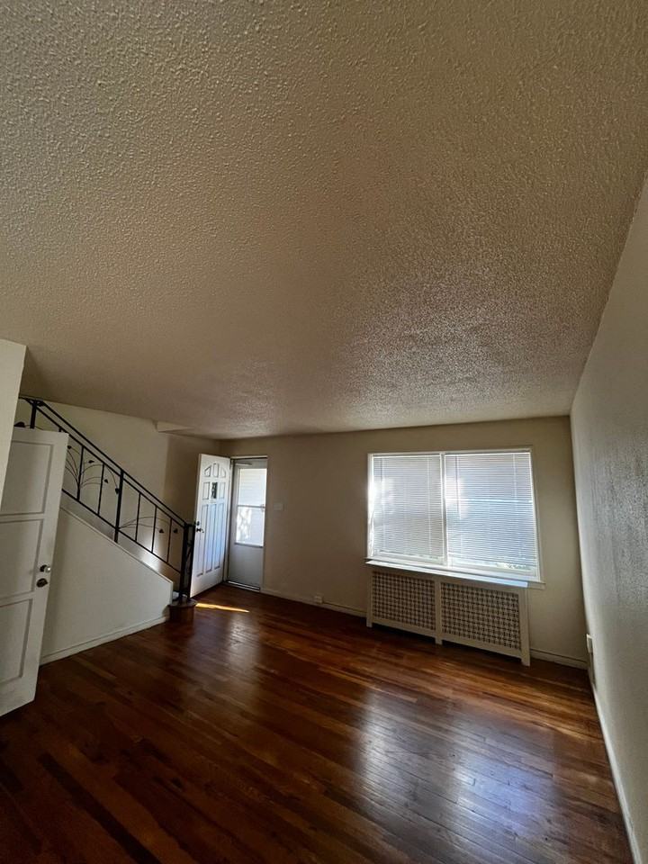 3571 Hynds Blvd - Photo 2 of 6