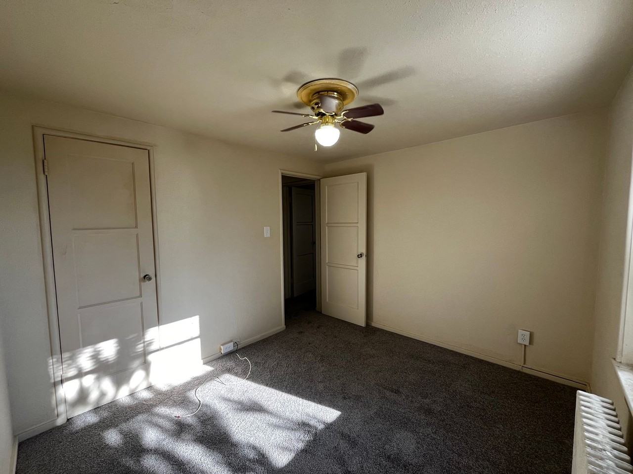 3571 Hynds Blvd - Photo 5 of 6