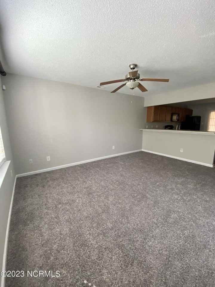 6009 Grandeur Ave - Photo 3 of 13