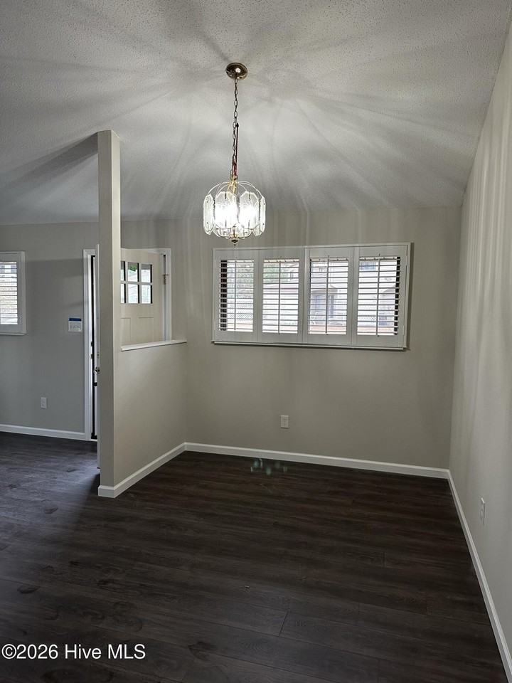 19 Quarterdeck Townes - Photo 5 of 13
