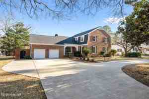 featured image of 236 Shoreline Dr