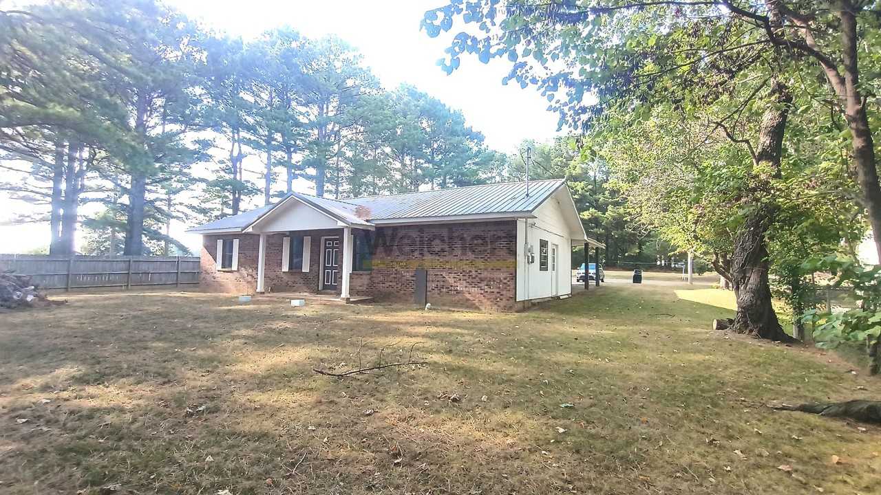 4106 Orion Dr - Photo 3 of 13