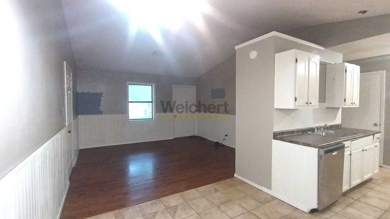4106 Orion Dr - Photo 5 of 13
