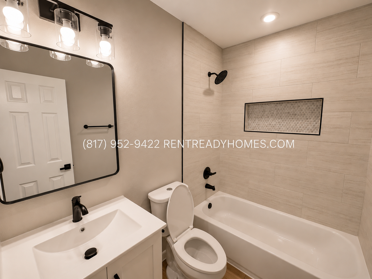 10433 N Oswego St - Photo 6 of 9