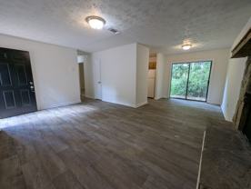 255/257 Rustwood Dr - Photo 1 of 1