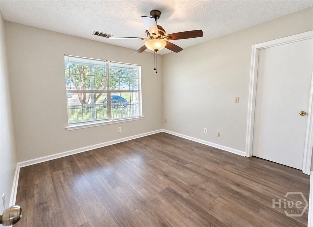 61 Whippoorwill Ln W - Photo 7 of 20