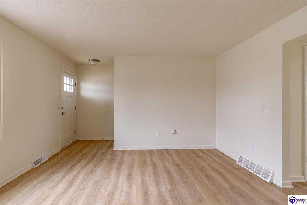 311 Atcher St - Photo 5 of 27