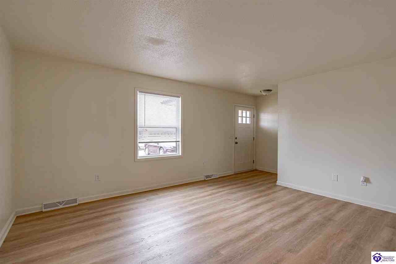 311 Atcher St - Photo 6 of 27