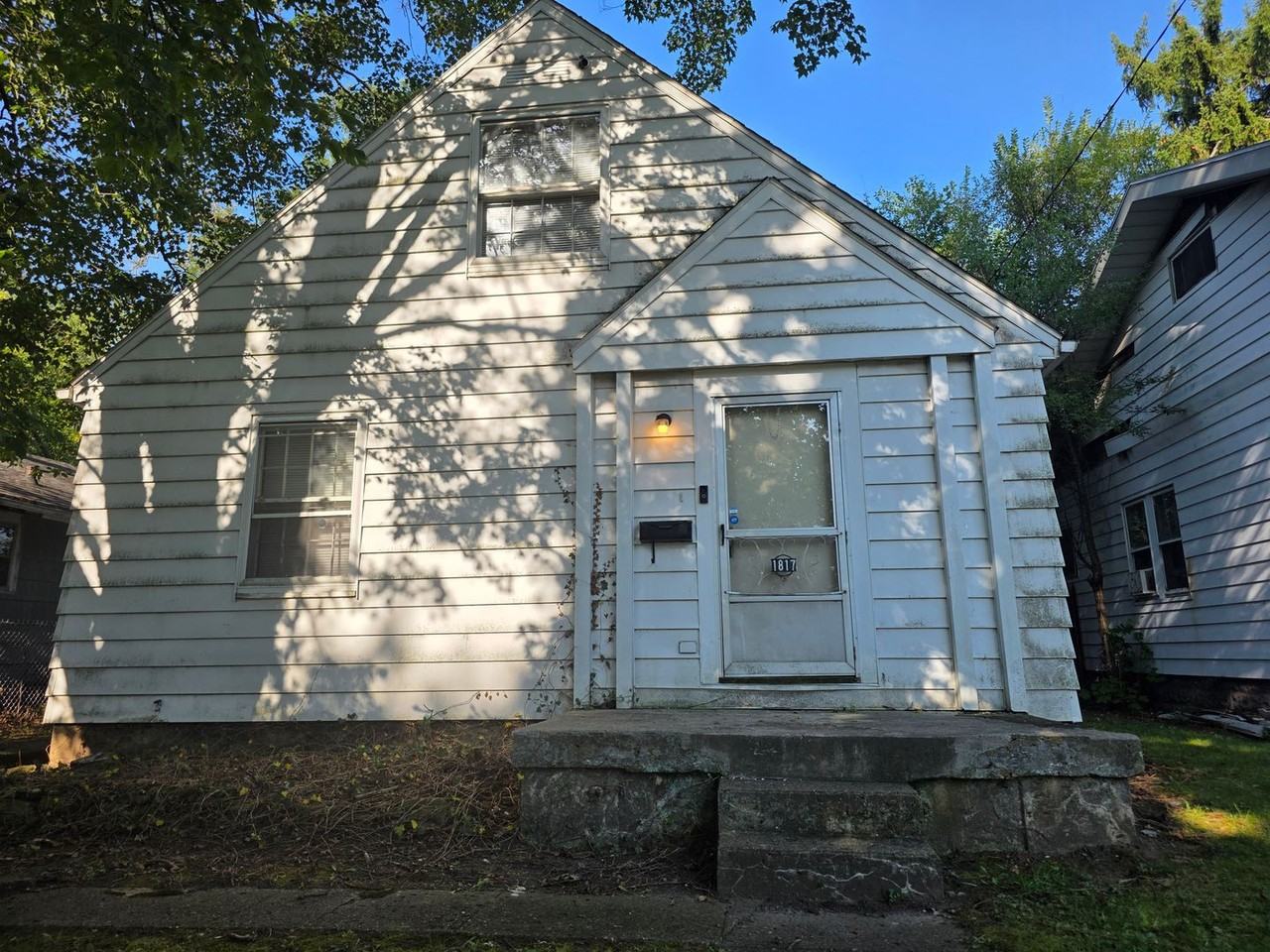 1817 Obrien St - Photo 2 of 11