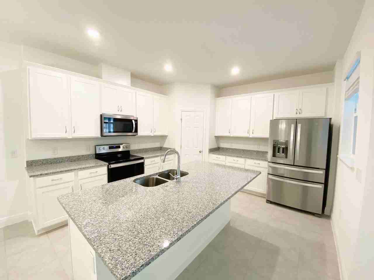 2452 Firstlight Way - Photo 4 of 26