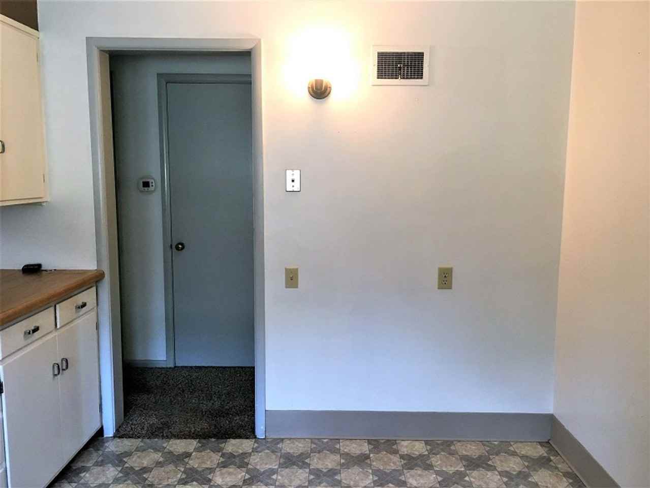 1215 S Willow Ave - Photo 4 of 9
