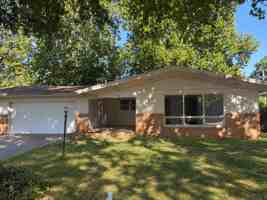 featured image of 2908 S Stewart Ave