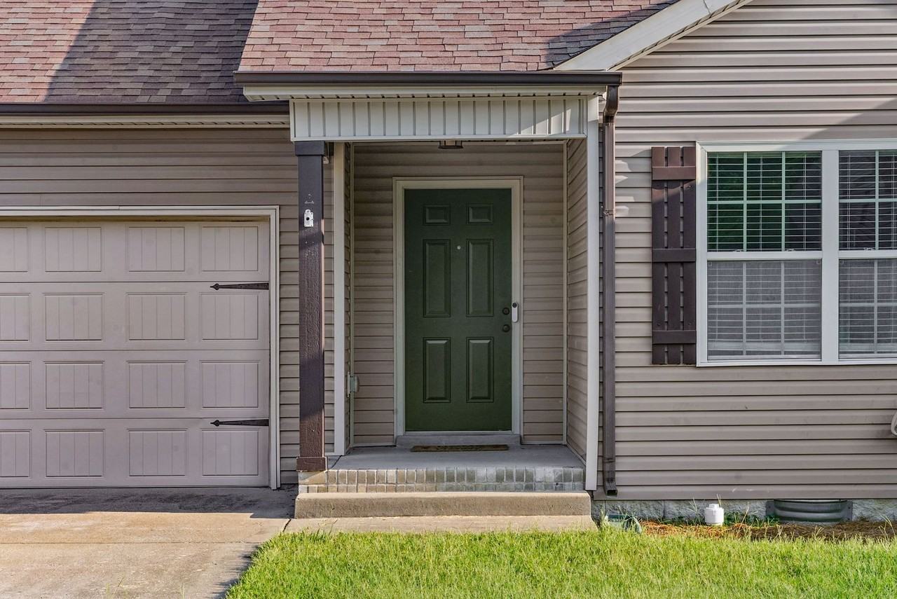 544 Magnolia Dr - Photo 2 of 24