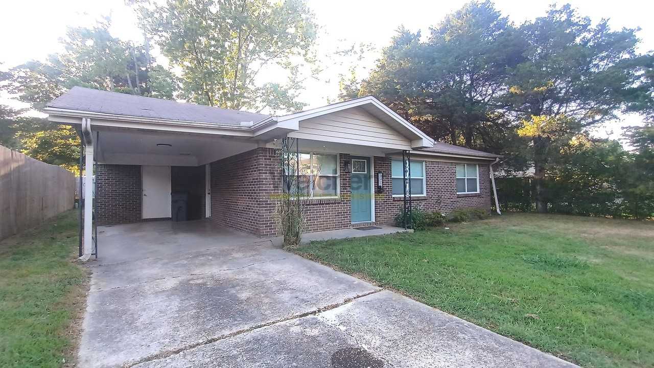 1406 Kimberly Dr - Photo 2 of 13