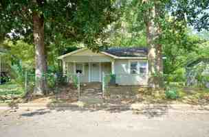 featured image of 402 402 Madison Avenue SW