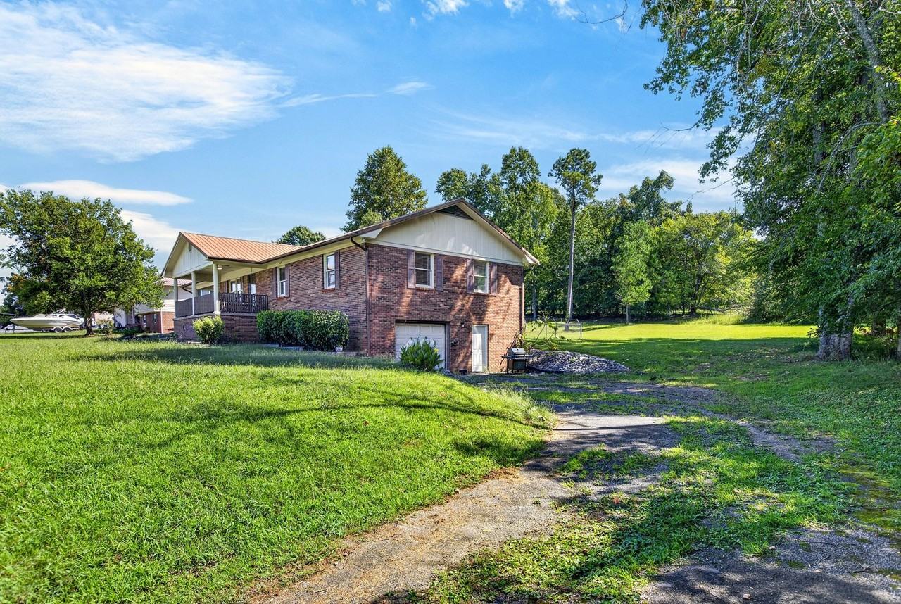 661 Brooklawn Trl Se - Photo 4 of 40