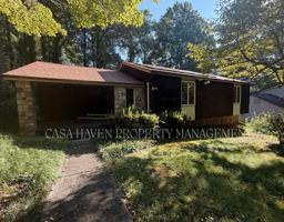 featured image of 13 N Foxxborough Ln