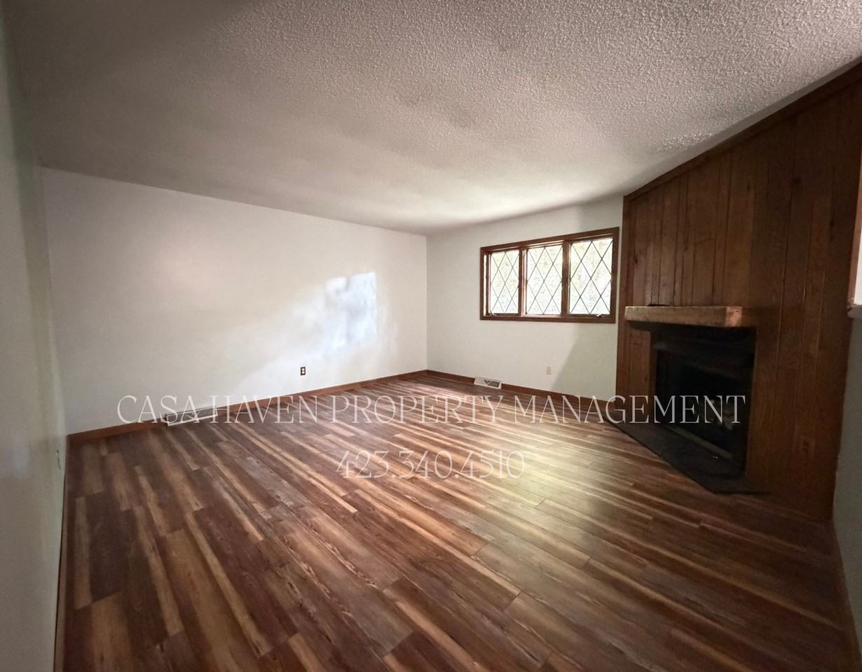 13 N Foxxborough Ln - Photo 2 of 11