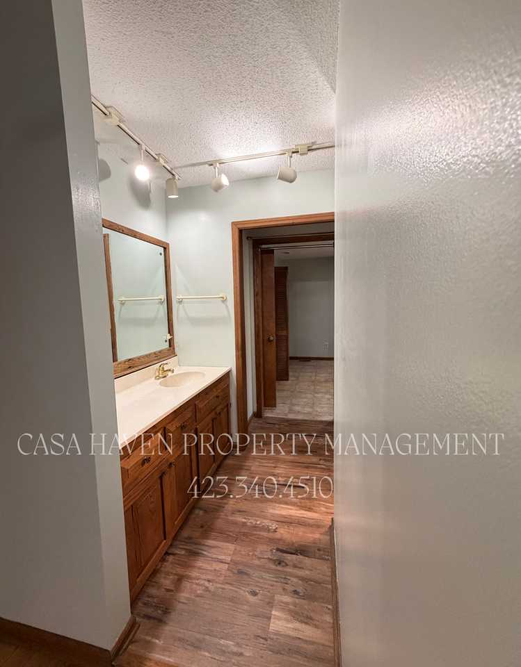 13 N Foxxborough Ln - Photo 6 of 11