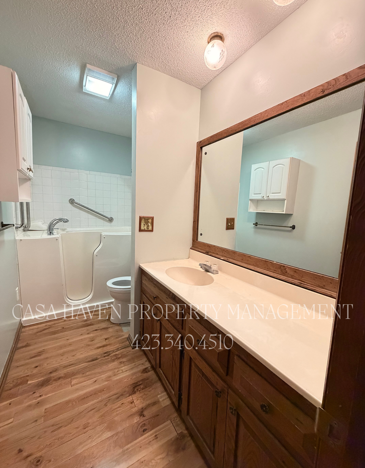 13 N Foxxborough Ln - Photo 7 of 11