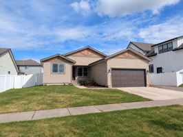 featured image of 7290 N Bandon Ln
