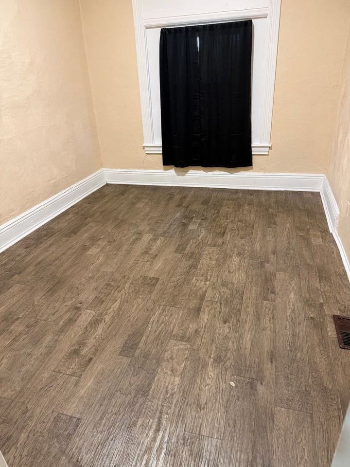 126 Charles St - Photo 5 of 16