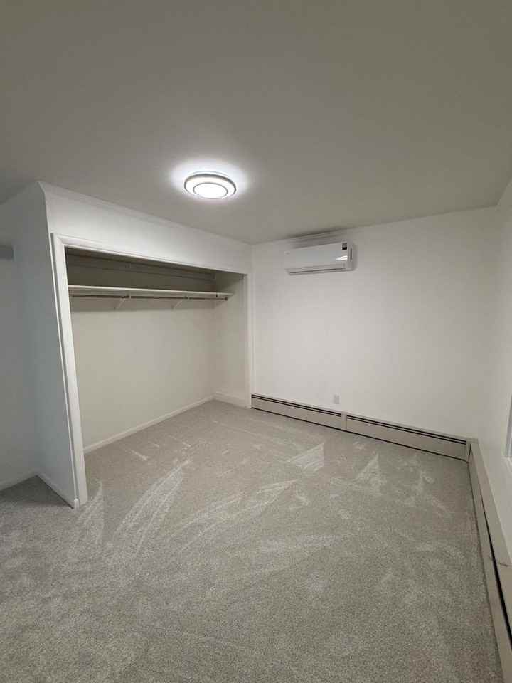 107 1/2 N Warren Ave - Photo 6 of 9