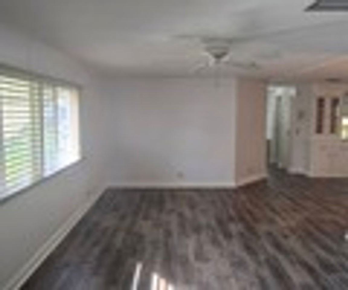 612 Pine Grove Ct - Photo 7 of 28