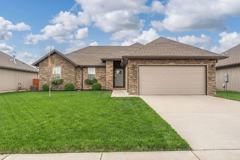 876 E Dyann Dr - Photo 1 of 1