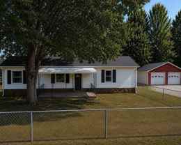 424 Wilson St - Photo 1 of 1