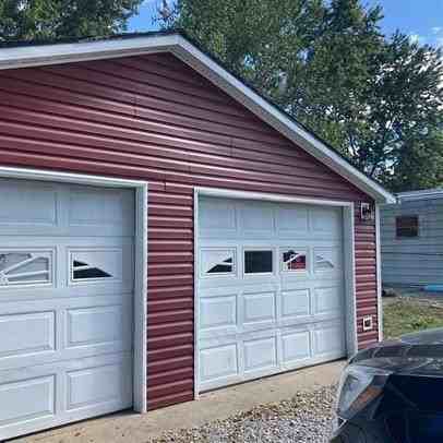 424 Wilson St - Photo 2 of 7