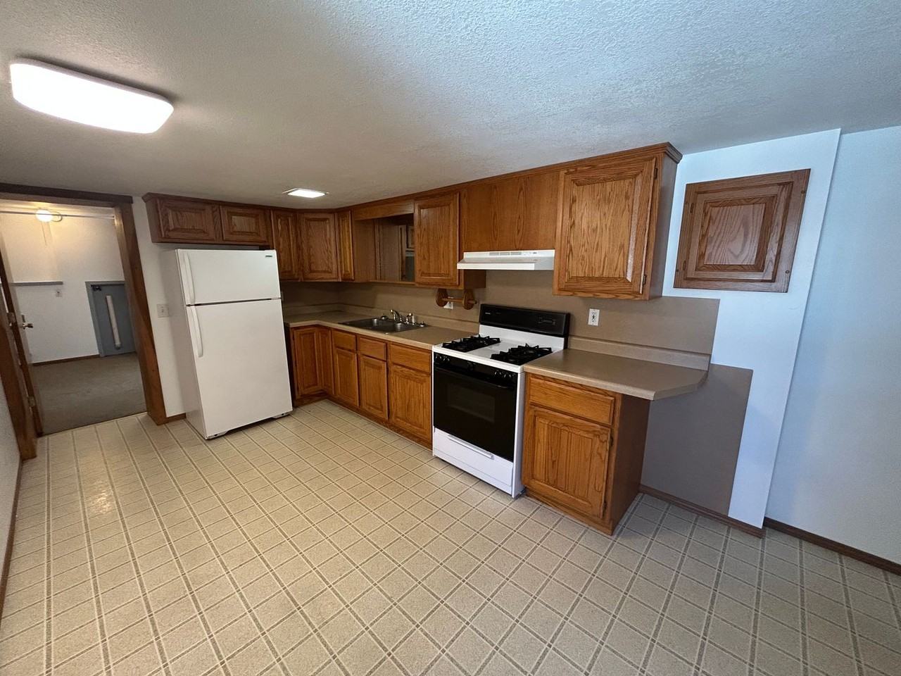616 N 13th St - Photo 3 of 8