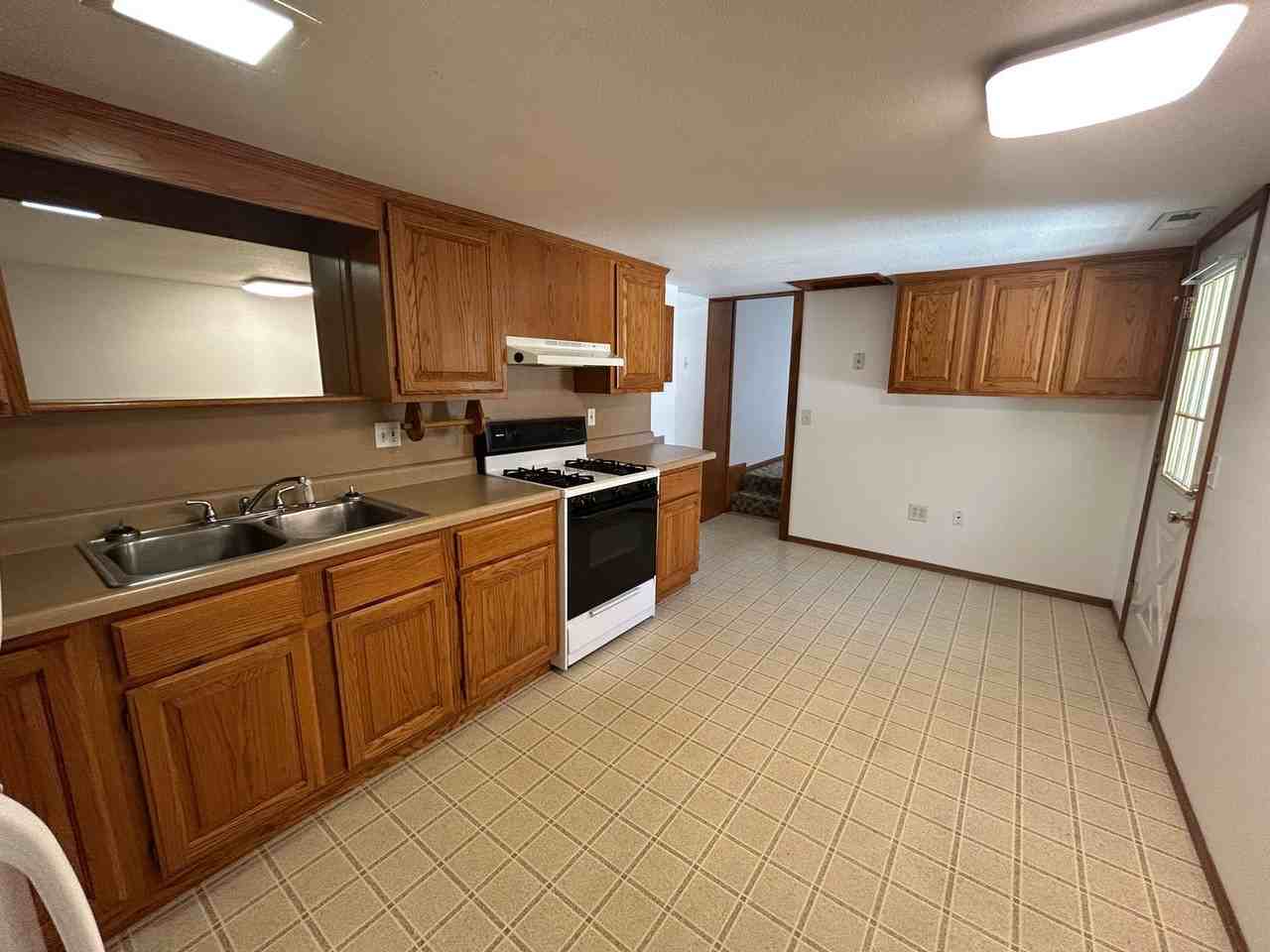 616 N 13th St - Photo 4 of 8