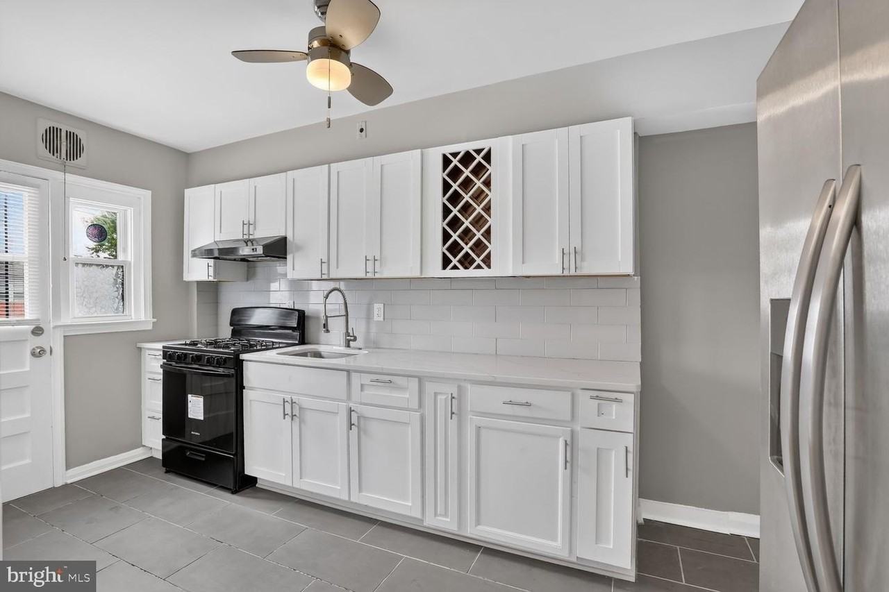 1260 Cedarcroft Rd - Photo 5 of 15