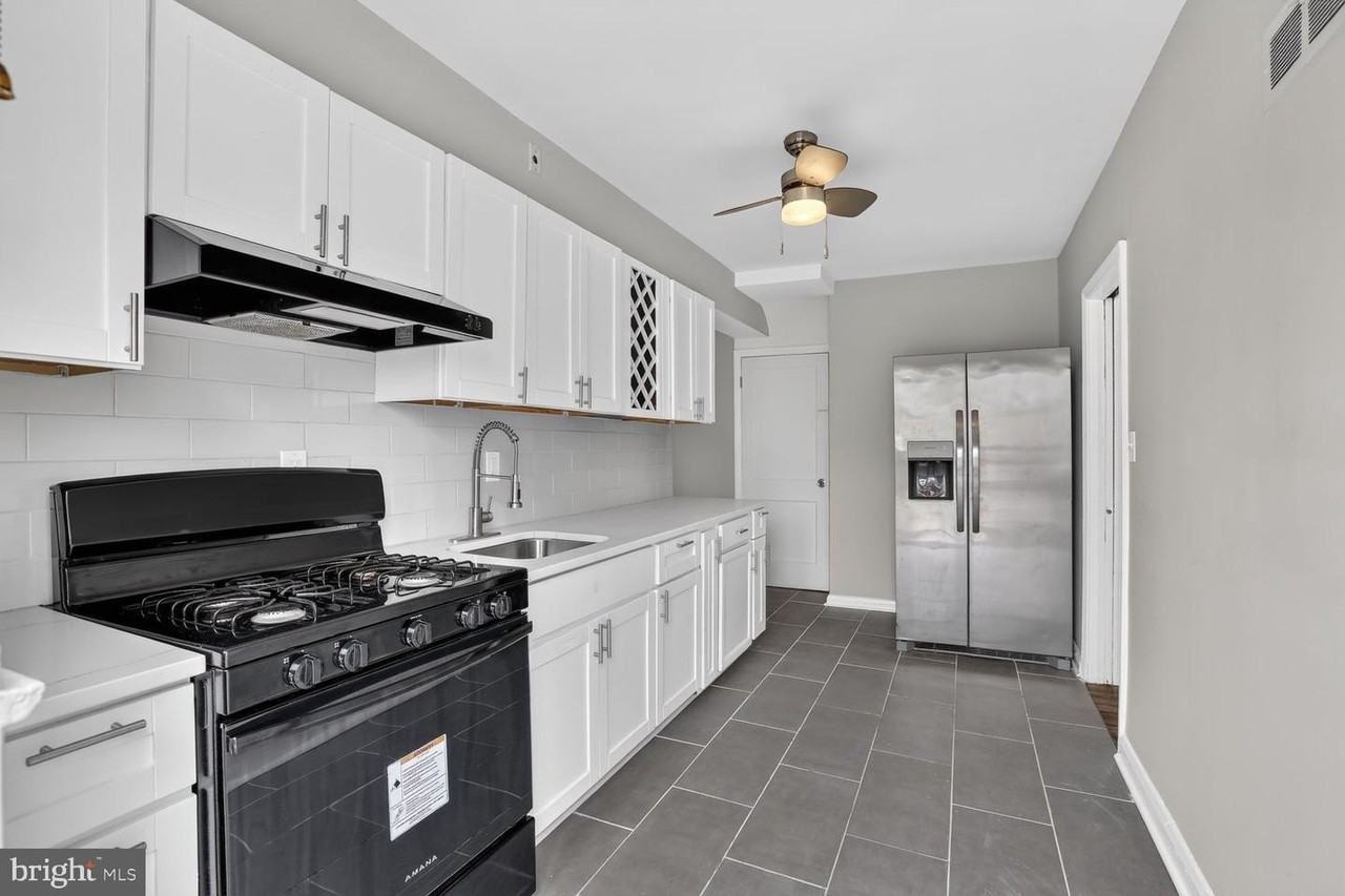 1260 Cedarcroft Rd - Photo 6 of 15