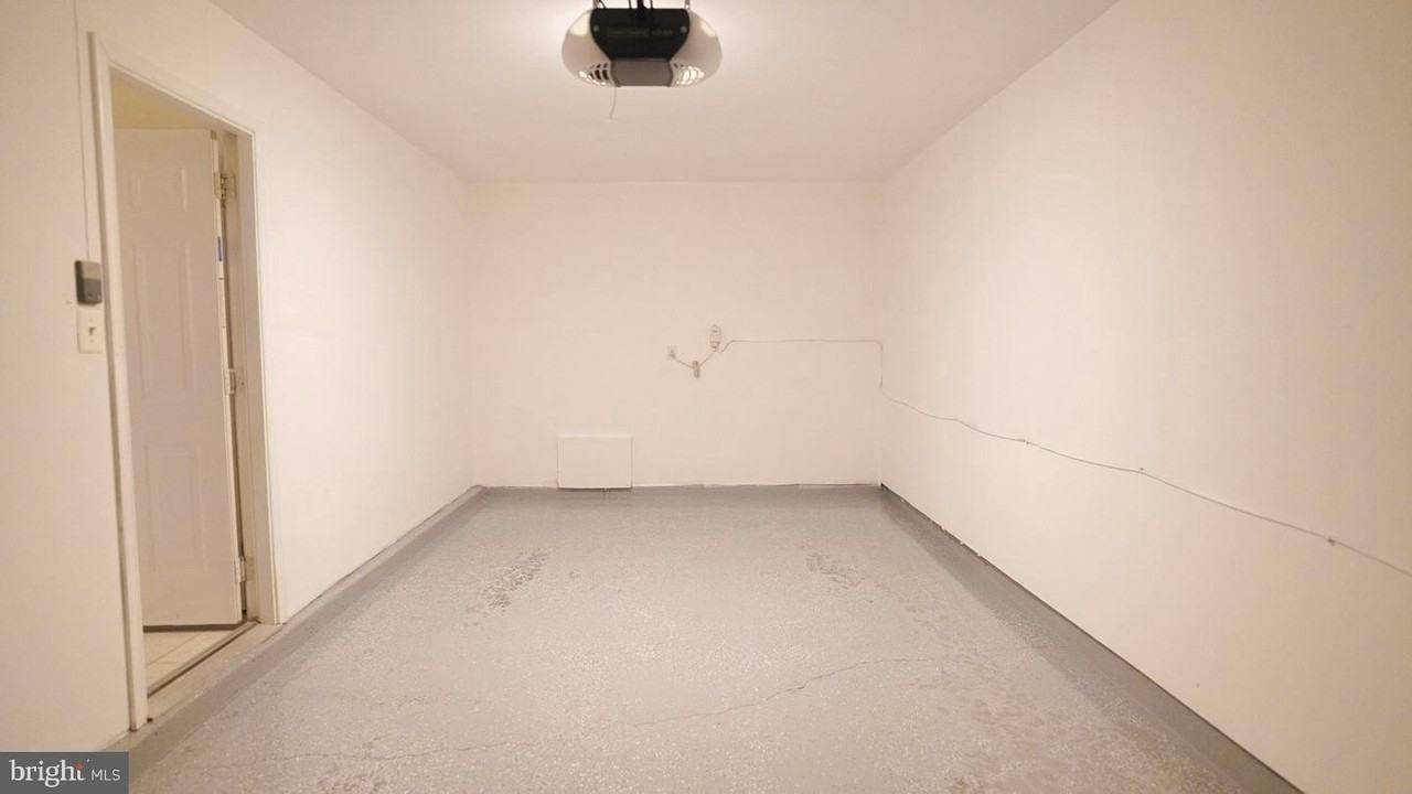 16417 Eves Ct - Photo 2 of 16