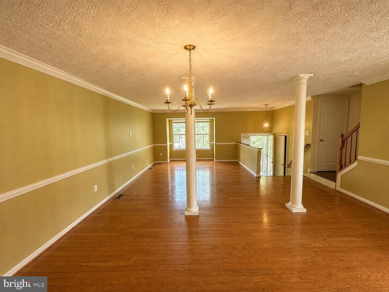 16417 Eves Ct - Photo 4 of 16