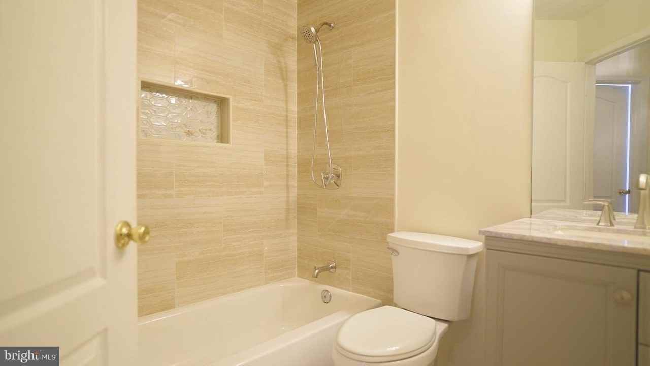 16417 Eves Ct - Photo 7 of 16