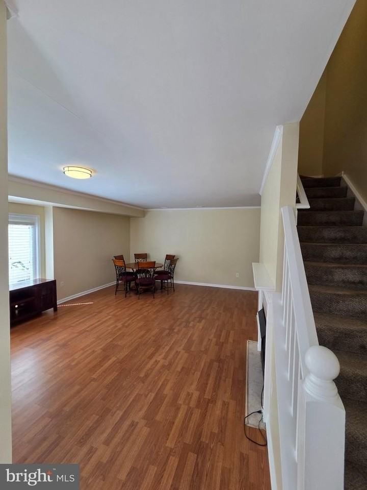 44 Mercer St - Photo 4 of 24