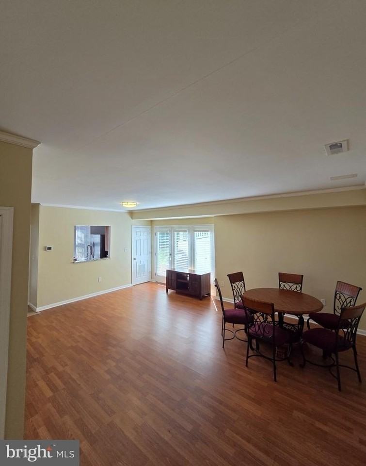 44 Mercer St - Photo 5 of 24