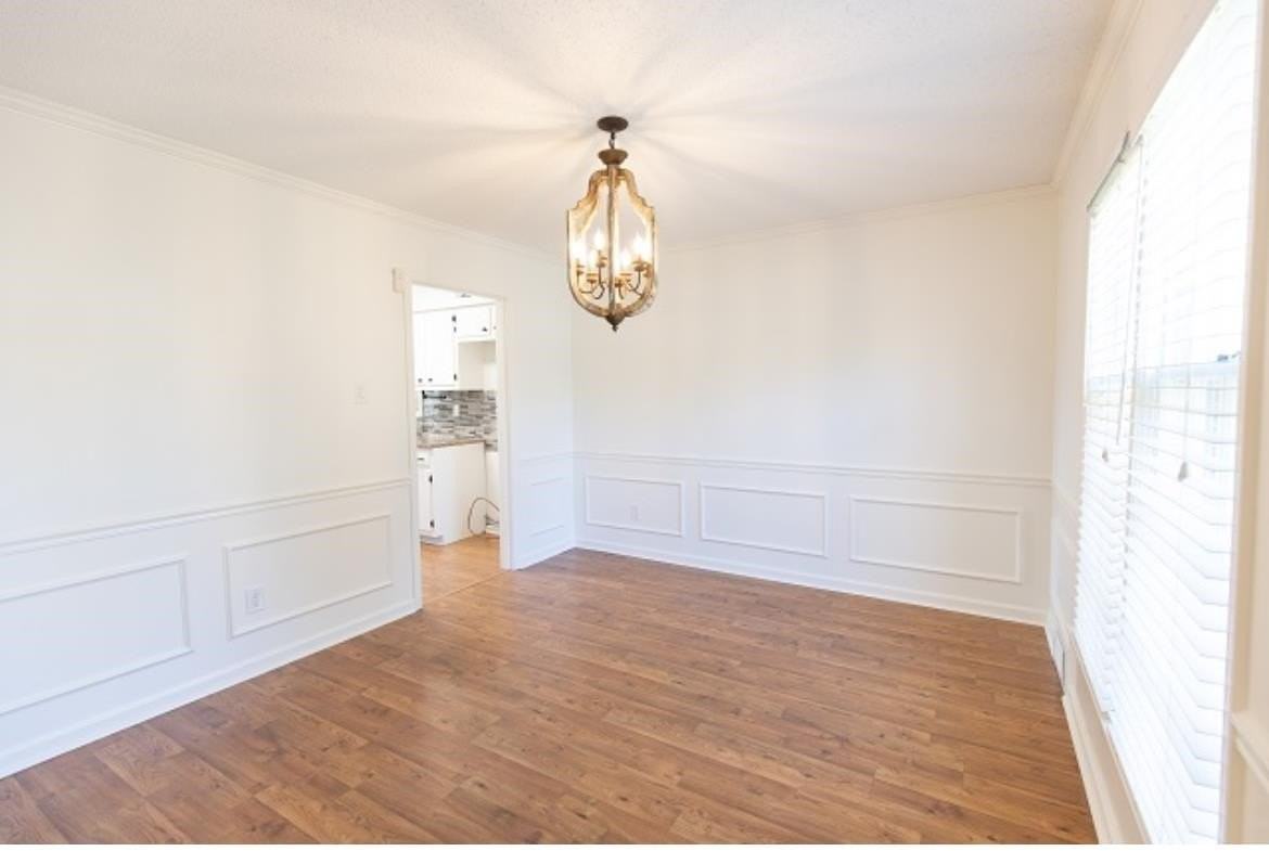 3062 Circle Gate Dr - Photo 6 of 19