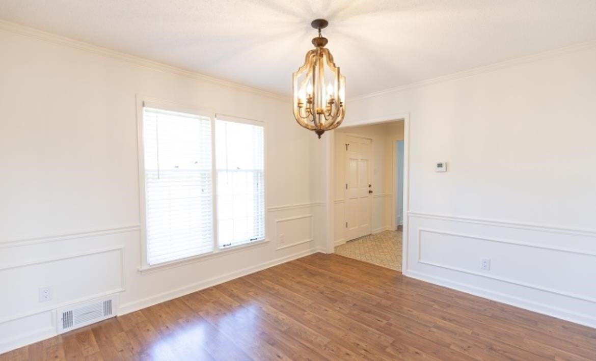 3062 Circle Gate Dr - Photo 7 of 19