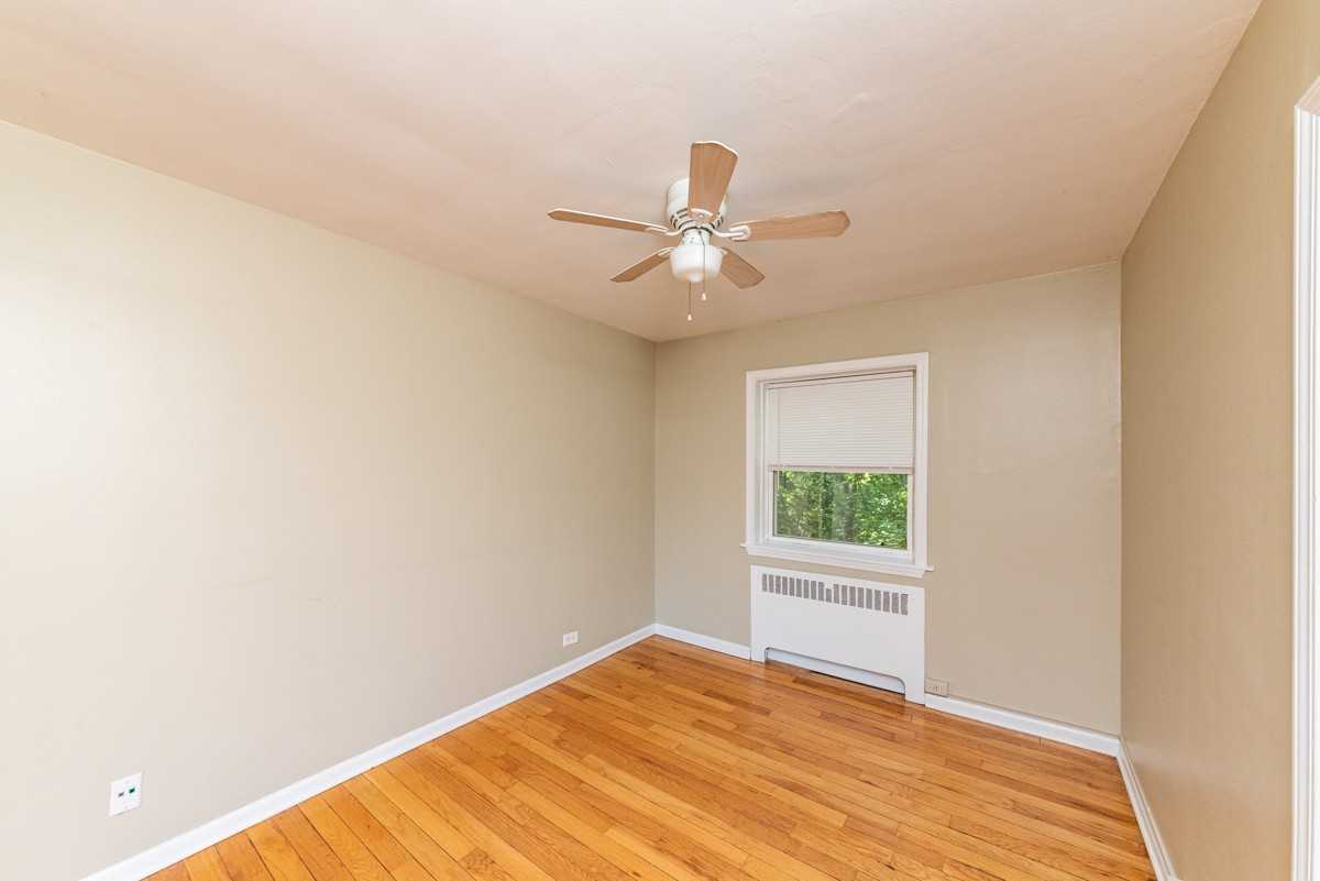 233 Custer Ave #2 - Photo 7 of 13