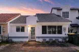 1126 Se 13th Ter - Photo 1 of 1