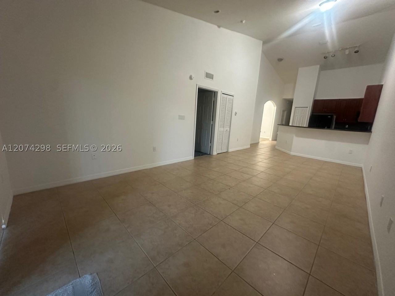 3372 Ne 11th Dr #3372 - Photo 7 of 28