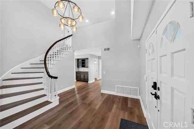 964 Finnell Way - Photo 2 of 8