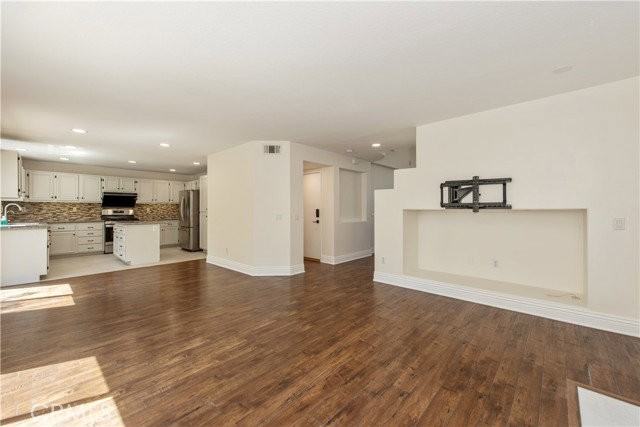 26 Poplar Dr - Photo 6 of 8